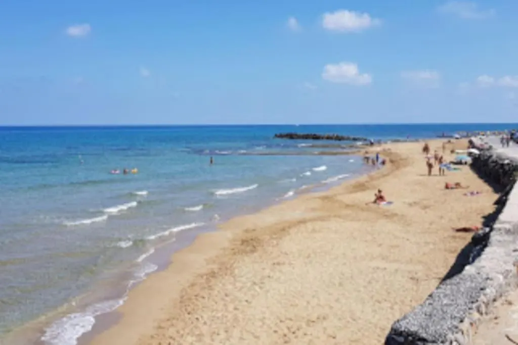 George&Lambros - Beautiful Apartment Just A Few Steps From The Sea! Kokkini Hani Greece