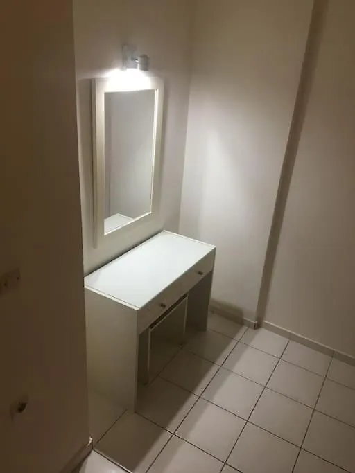 George&Lambros - Beautiful Apartment Just A Few Steps From The Sea! Kokkini Hani
